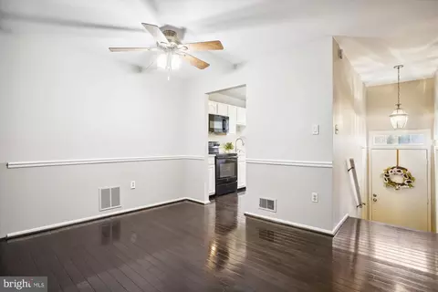 2458 Ridgehampton Ct, Reston, VA 20191 photo 12
