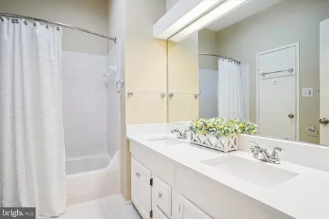 2458 Ridgehampton Ct, Reston, VA 20191 photo 26