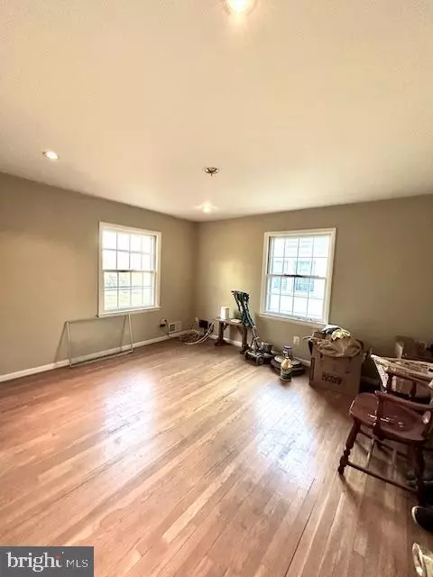2042 Kirby Rd, Mclean, VA 22101 photo 14
