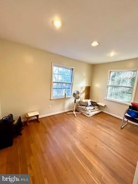 2042 Kirby Rd, Mclean, VA 22101 photo 15