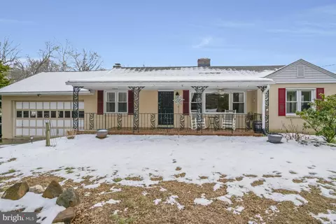 10647 Old Colchester Rd, Lorton, VA 22079