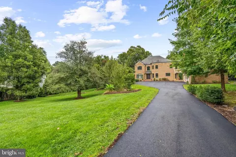 1645 Kirby Rd, Mclean, VA 22101 photo 5
