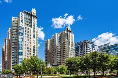 11990 Market St #1715, Reston, VA 20190