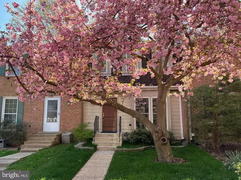 9482 Cloverdale Ct, Burke, VA 22015
