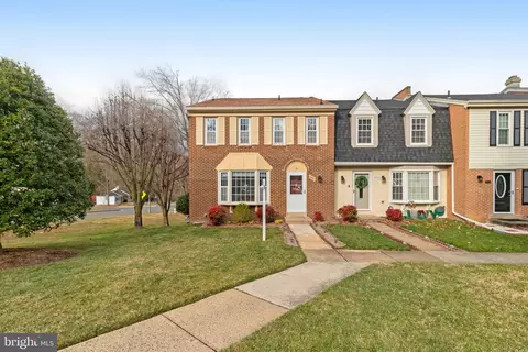 5848 Banning Pl, Burke, VA 22015