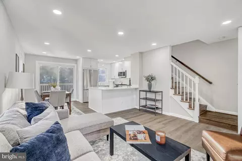5915 Monticello Rd, Alexandria, VA 22303