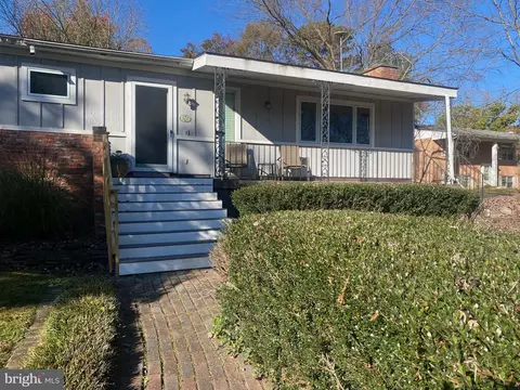 822 Walker Rd, Great Falls, VA 22066 photo 12