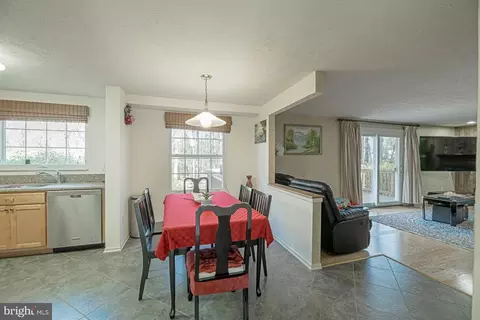 12324 Panama Rd, Reston, VA 20191 photo 8