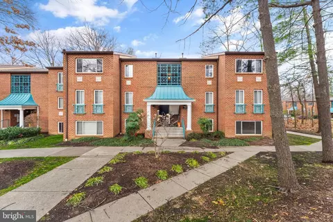 11810 Breton Ct #2, Reston, VA 20191