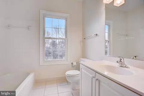 1209 Tottenham Ct, Reston, VA 20194 photo 48