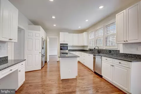 1209 Tottenham Ct, Reston, VA 20194 photo 25