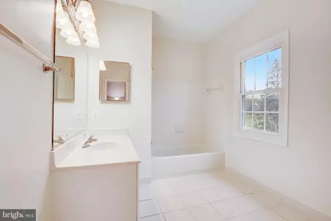 1209 Tottenham Ct, Reston, VA 20194 photo 53