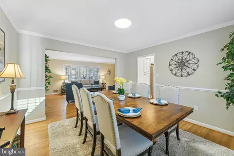 6010 Greeley Blvd, Springfield, VA 22152 photo 23