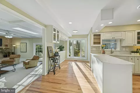 6010 Greeley Blvd, Springfield, VA 22152 photo 14