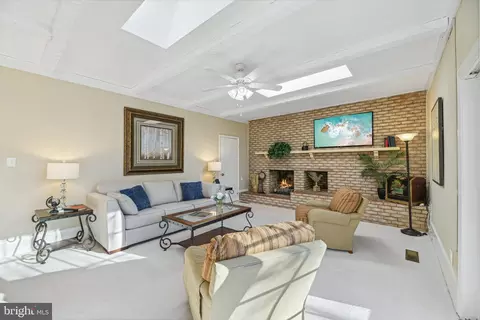 6010 Greeley Blvd, Springfield, VA 22152 photo 7