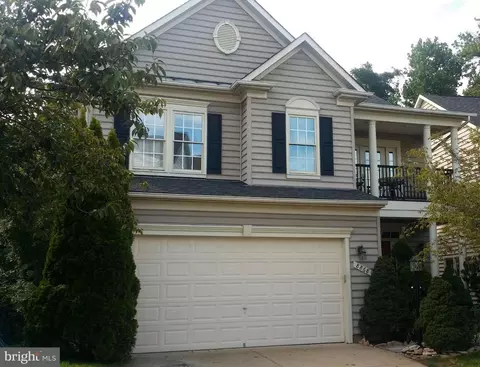 8868 Bennington Blvd, Lorton, VA 22079