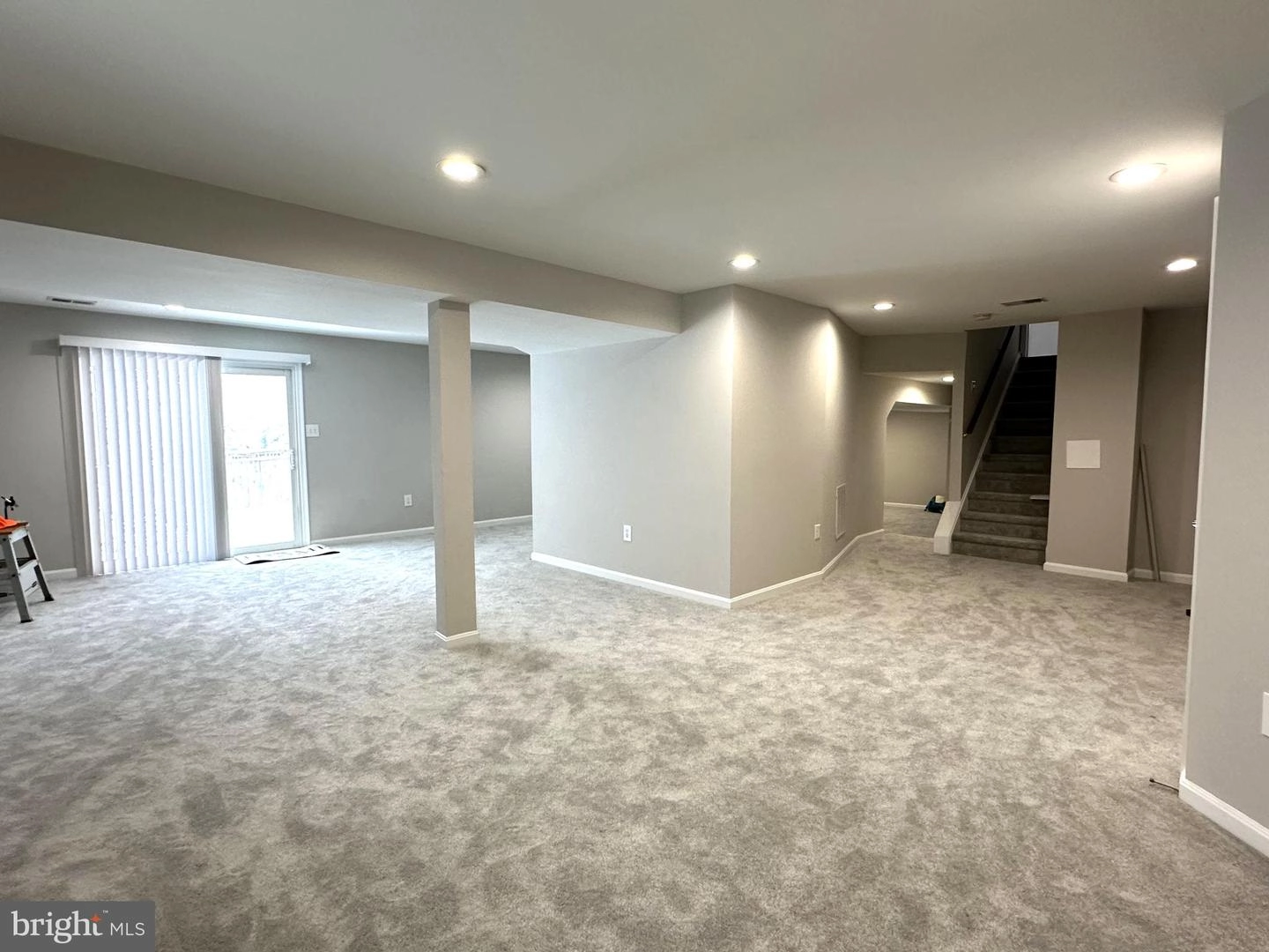 7796 Tangier Dr, Springfield, VA 22153 photo 5
