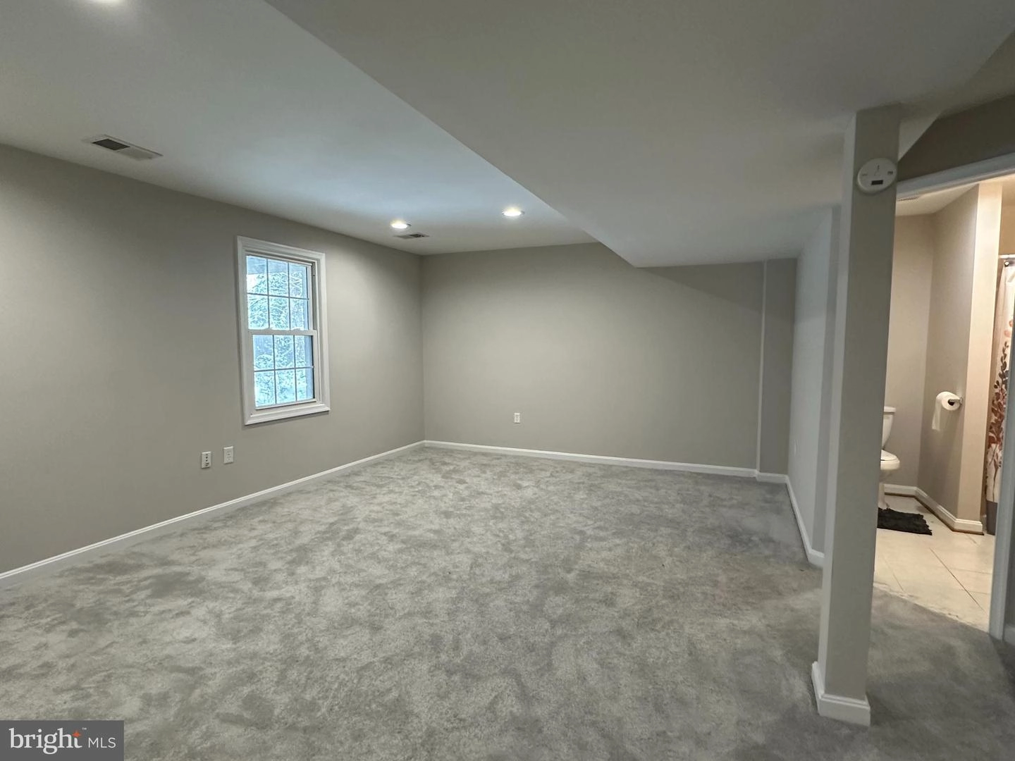 7796 Tangier Dr, Springfield, VA 22153 photo 6
