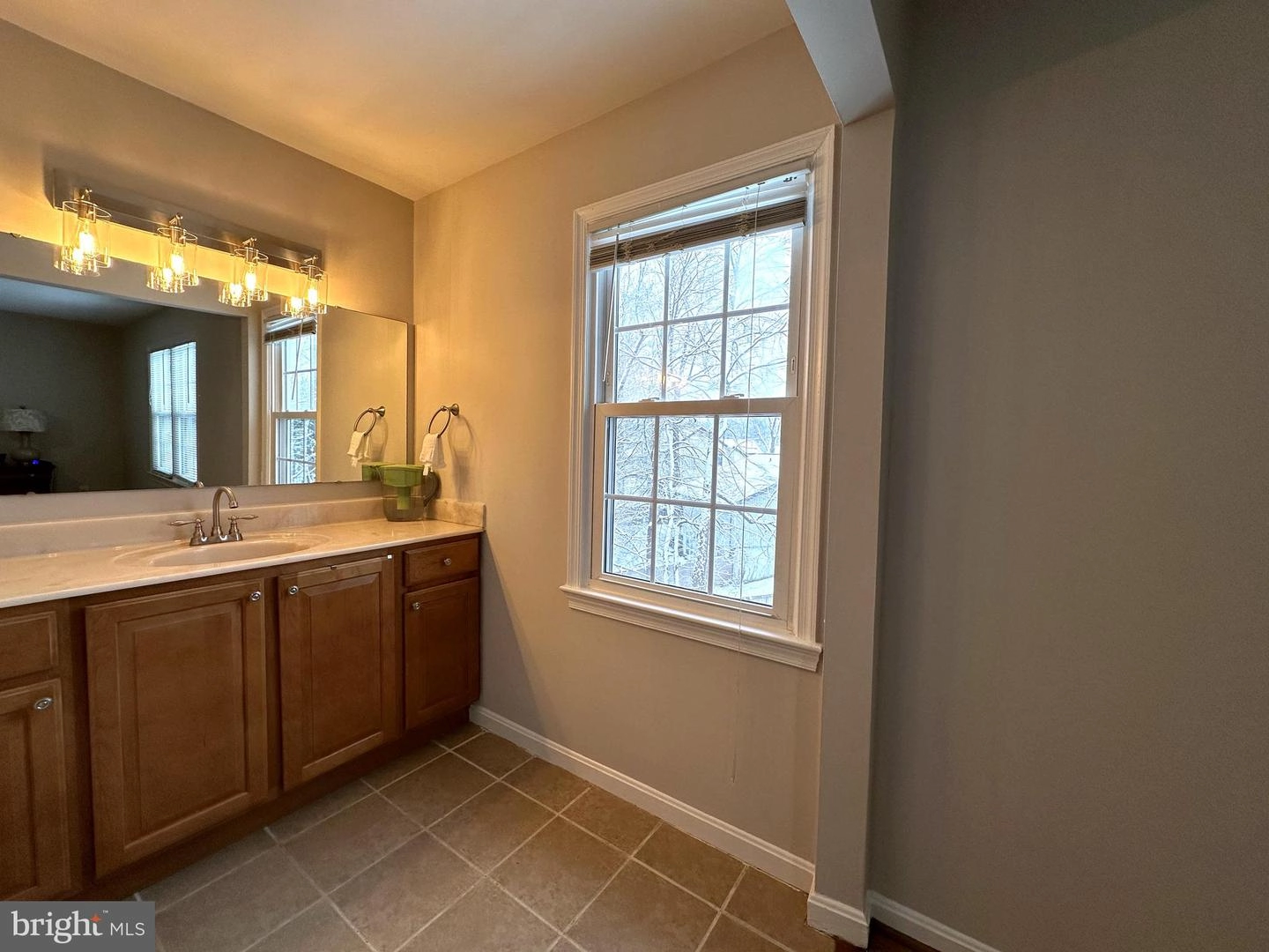 7796 Tangier Dr, Springfield, VA 22153 photo 15