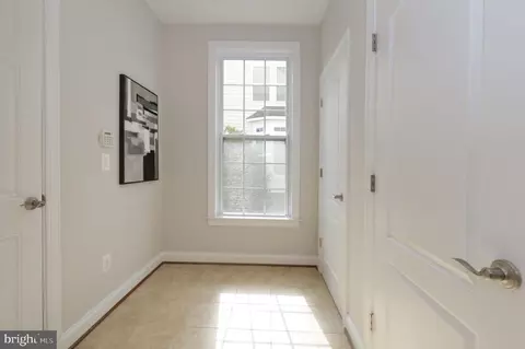 Other - 9307 Castle Hill Rd, Springfield, VA 22153 photo 3 of 18