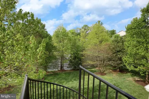 Exterior - 9307 Castle Hill Rd, Springfield, VA 22153 photo 10 of 18