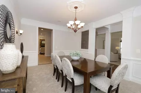 Dining - 9307 Castle Hill Rd, Springfield, VA 22153 photo 3 of 5