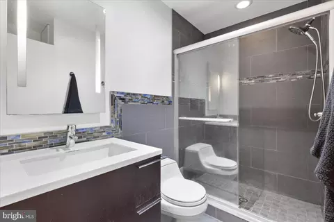 8604 Greeley Blvd, Springfield, VA 22152 photo 23