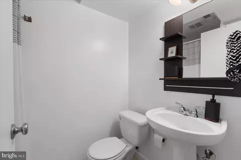 8604 Greeley Blvd, Springfield, VA 22152 photo 39