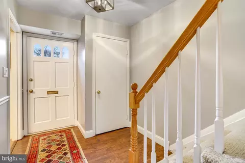 7773 Tiverton Dr #7773, Springfield, VA 22152 photo 5