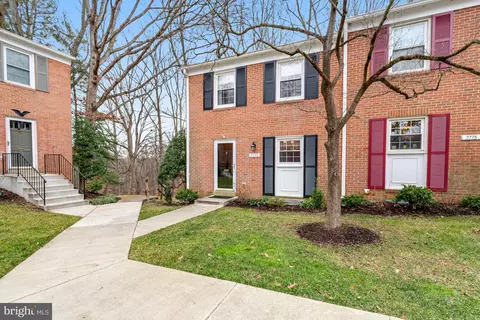 7773 Tiverton Dr #7773, Springfield, VA 22152 photo 4