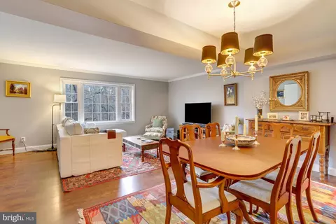 7773 Tiverton Dr #7773, Springfield, VA 22152 photo 7