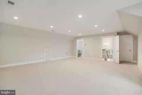 2512 Drexel St, Vienna, VA 22180 photo 49