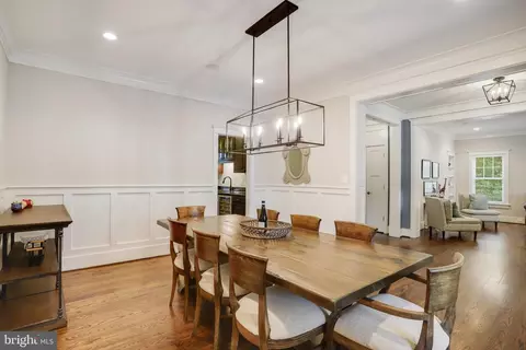 2512 Drexel St, Vienna, VA 22180 photo 11