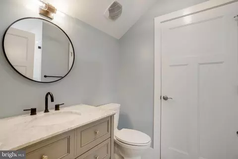 2512 Drexel St, Vienna, VA 22180 photo 50