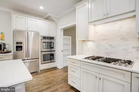 2512 Drexel St, Vienna, VA 22180 photo 23