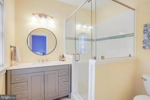 2512 Drexel St, Vienna, VA 22180 photo 40