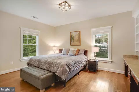 2512 Drexel St, Vienna, VA 22180 photo 36