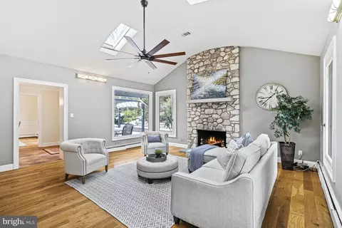 7652 Burford Dr, Mclean, VA 22102 photo 15