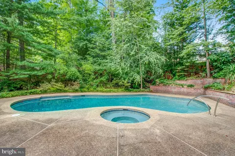 7652 Burford Dr, Mclean, VA 22102 photo 40