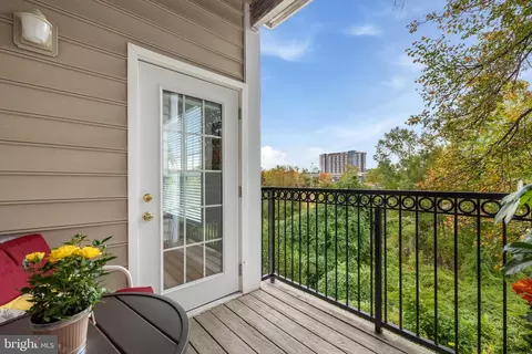 1601 Spring Gate Dr #1216, Mclean, VA 22102 photo 14