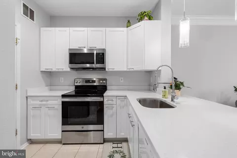 1601 Spring Gate Dr #1216, Mclean, VA 22102 photo 6