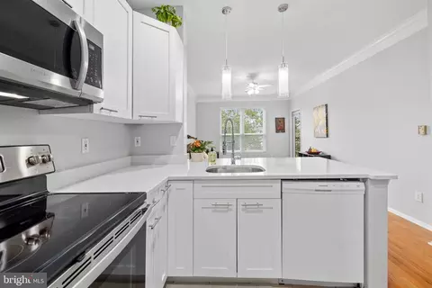 1601 Spring Gate Dr #1216, Mclean, VA 22102 photo 7