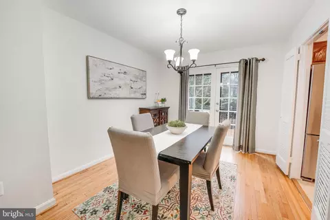 2111 Golf Course Dr, Reston, VA 20191 photo 7