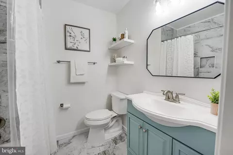 2111 Golf Course Dr, Reston, VA 20191 photo 16