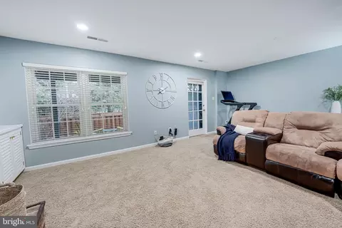 2111 Golf Course Dr, Reston, VA 20191 photo 24