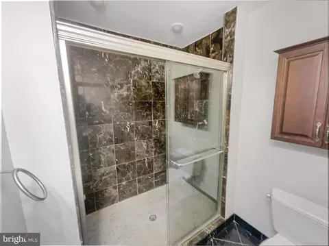 5492 Lighthouse Ln, Burke, VA 22015 photo 10