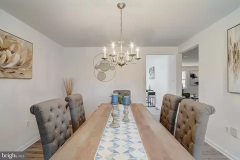 2901 Hideaway Rd, Fairfax, VA 22031 photo 10