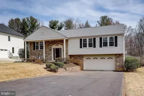 2901 Hideaway Rd, Fairfax, VA 22031 photo 60