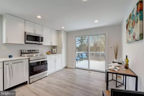 2901 Hideaway Rd, Fairfax, VA 22031 photo 15