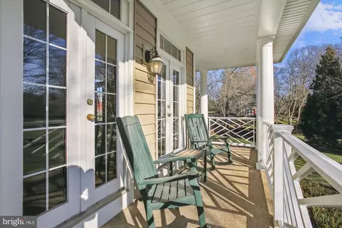 Exterior - 2792 Dylan Schar Ct, Herndon, VA 20171 photo 20 of 24